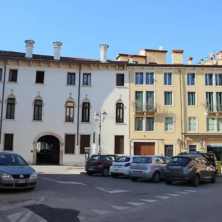 Lägenhet Theatre In The Center Of Vicenza