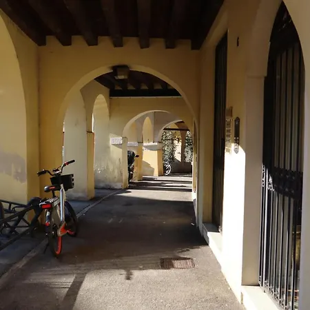 Theatre In The Center Of Lägenhet Vicenza